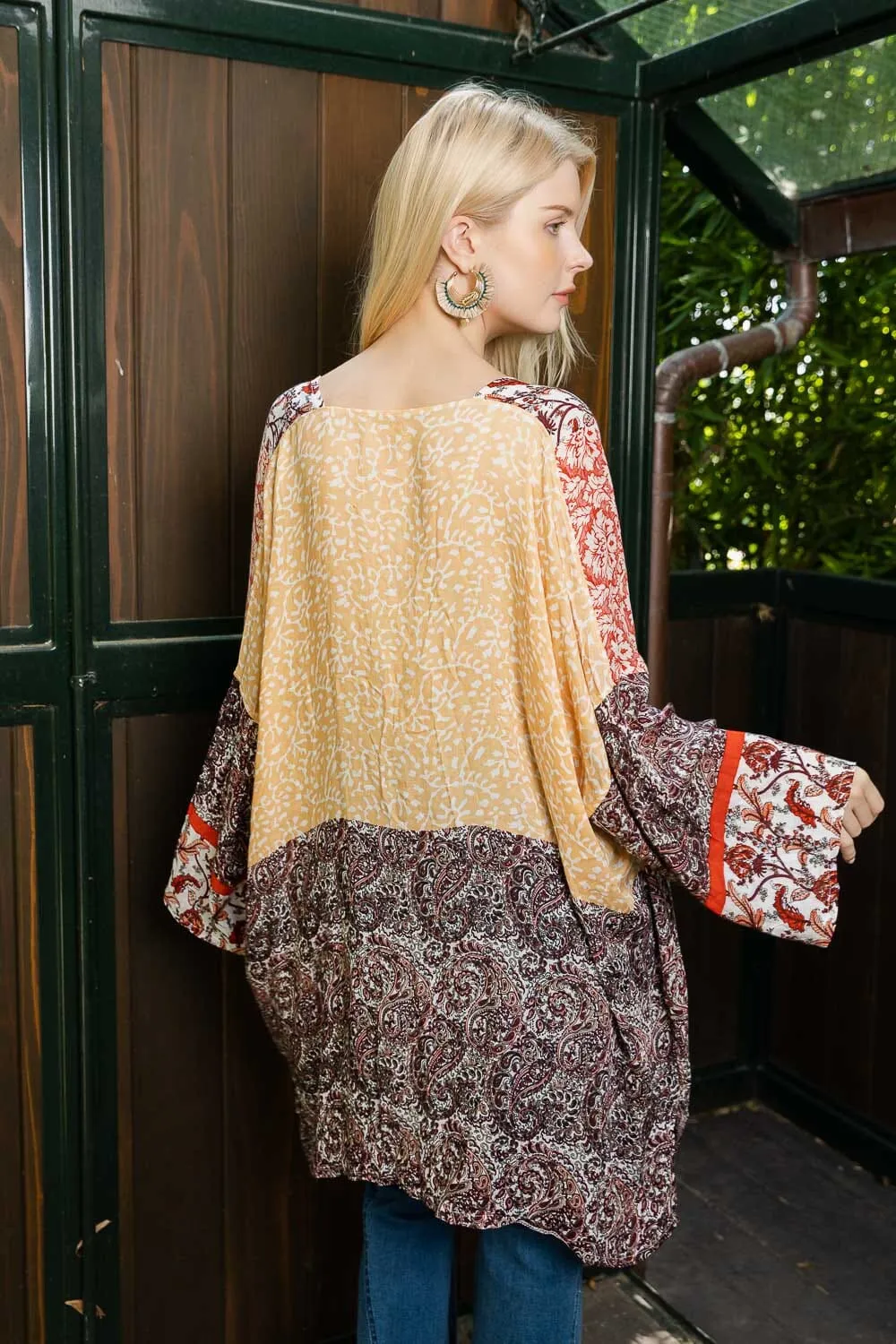 Airy Kimono With Playful Pattern