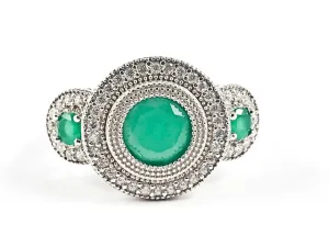 Beautiful Elegant Round Shape Sides & Center Jade Green CZ Trillion Style Design Silver Ring