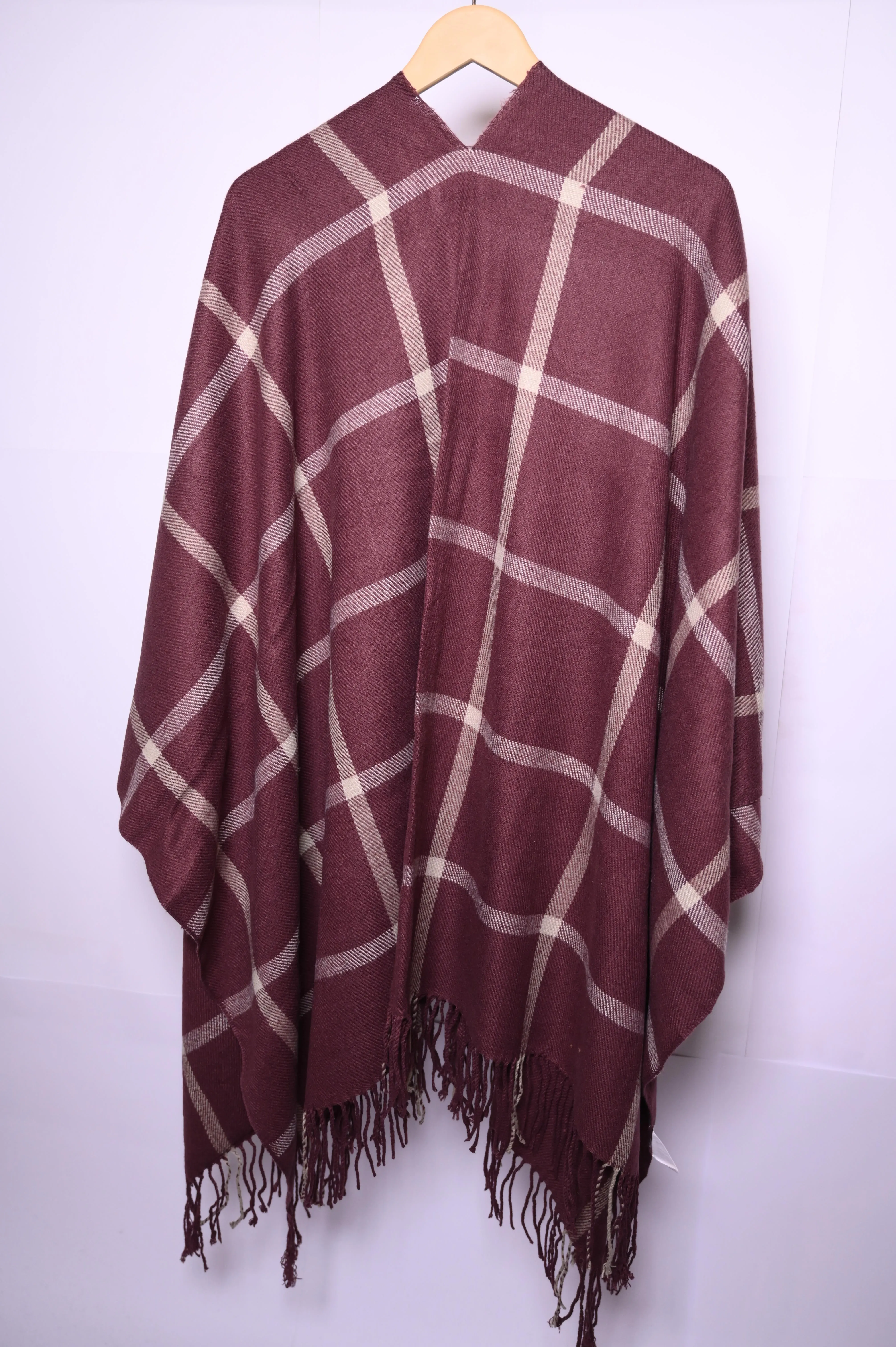 Maroon Acrylic Wilko Shrug