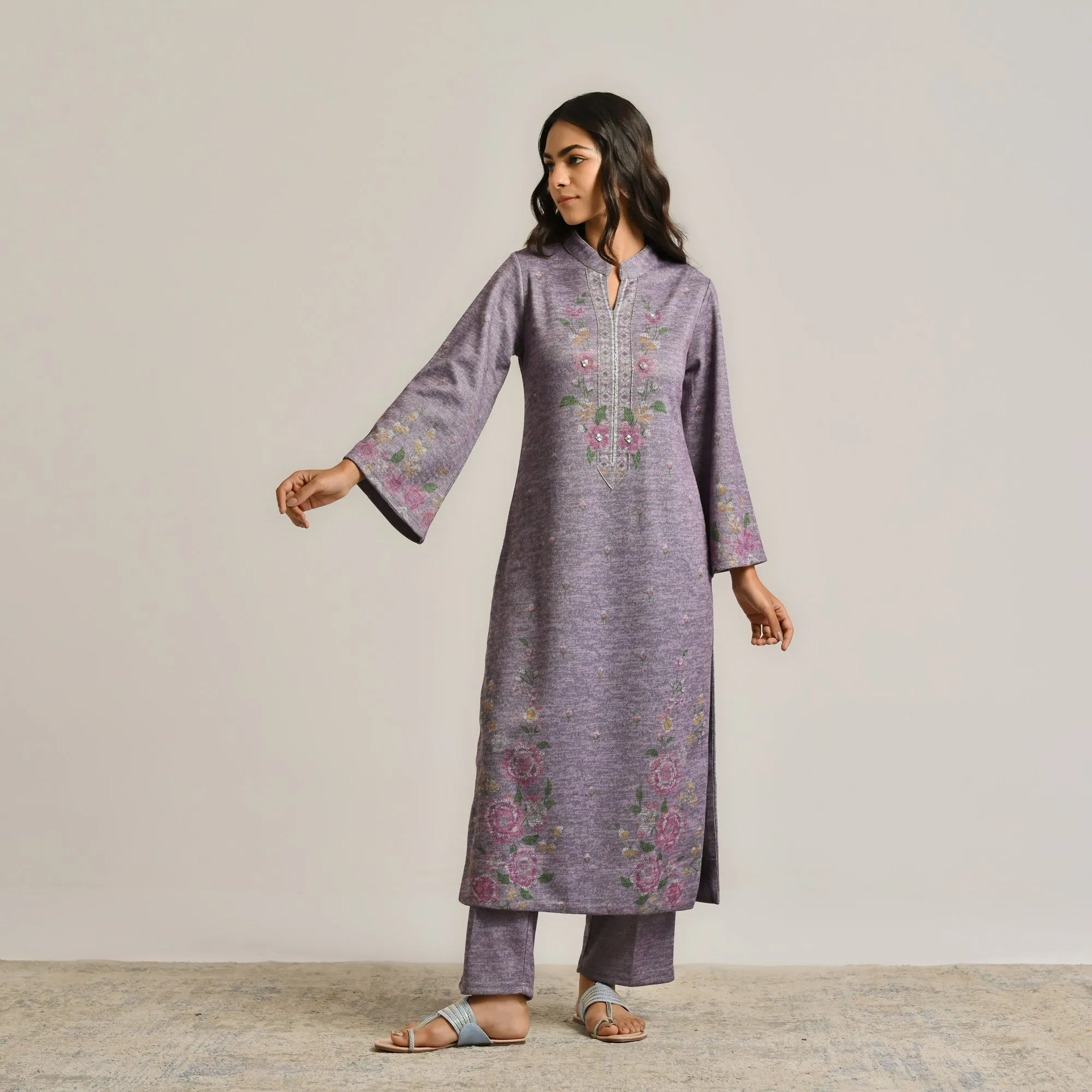 Mauve Floral Woollen Kurta Set with Embroidery Detail