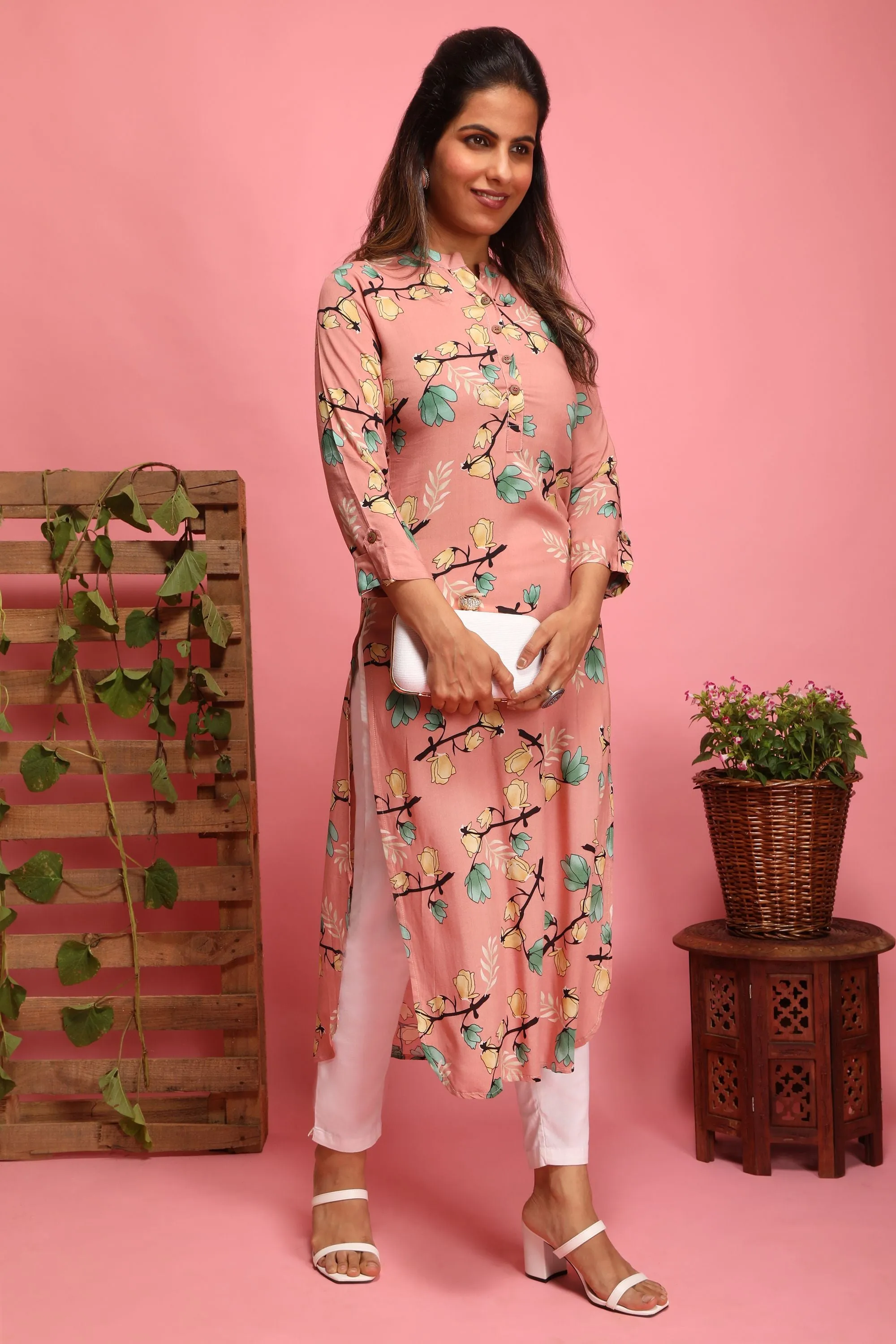 Pink Makes Everything Pretty - Straight kurta with mask