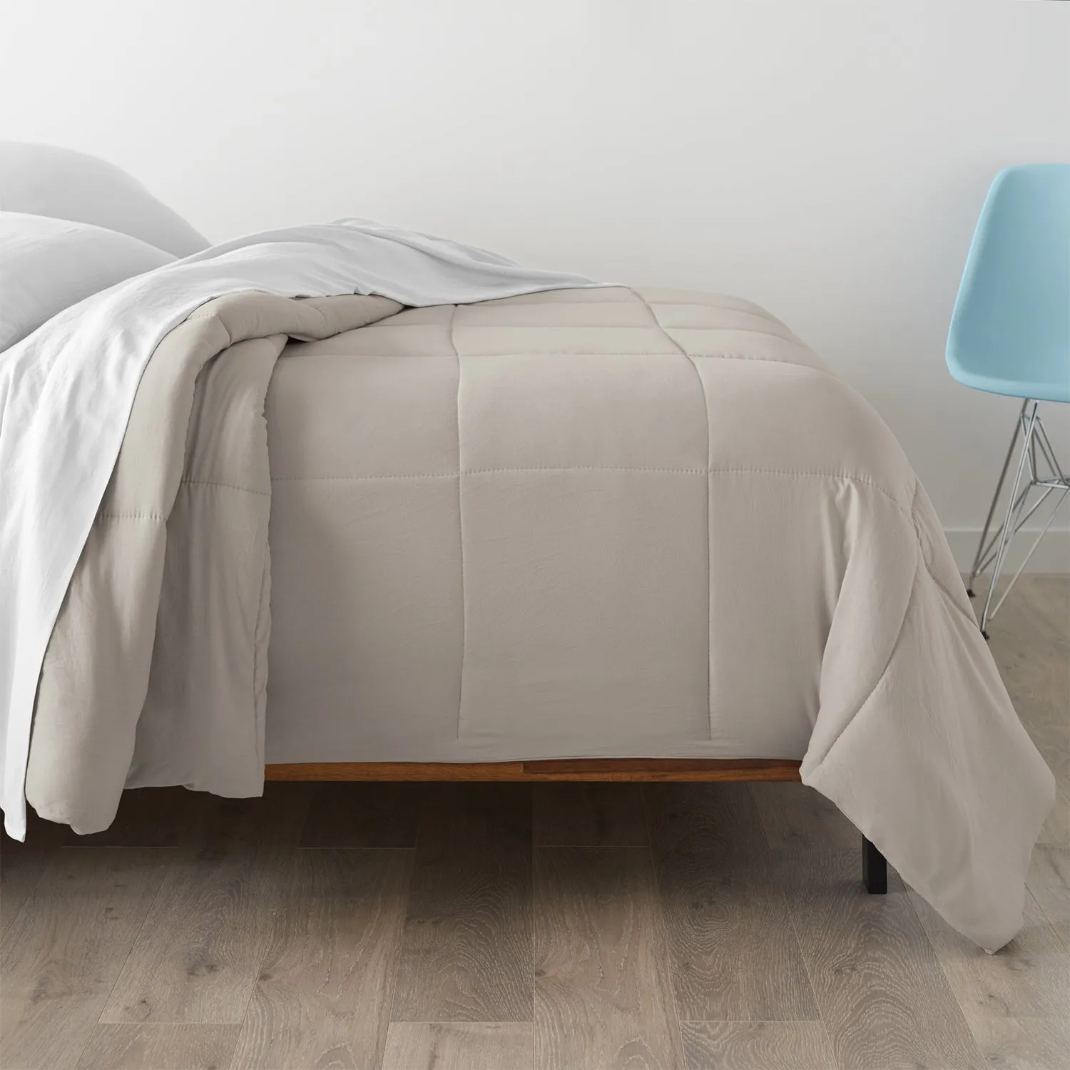 Super Soft Triple Brushed Microfiber Down-Alternative Comforter