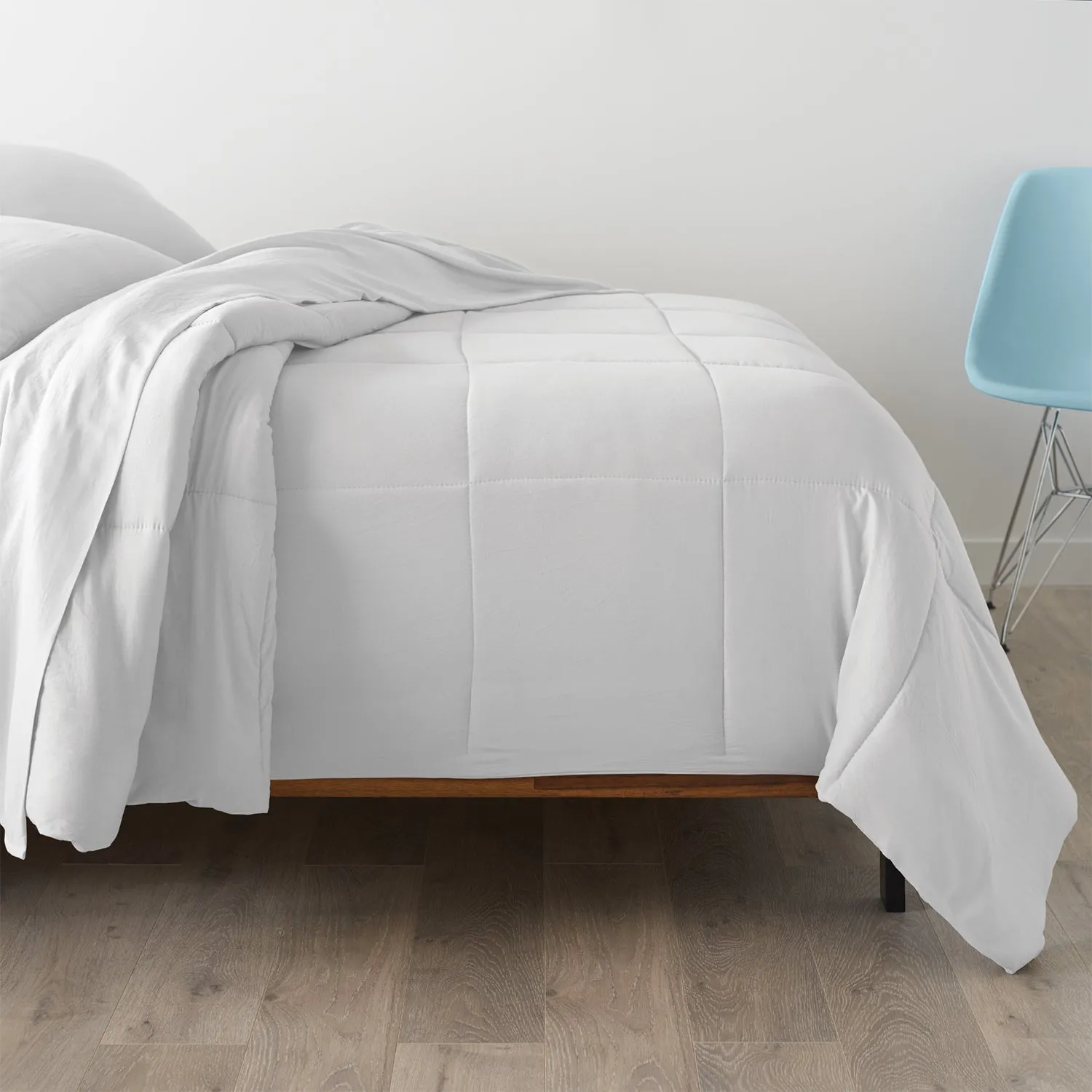 Super Soft Triple Brushed Microfiber Down-Alternative Comforter