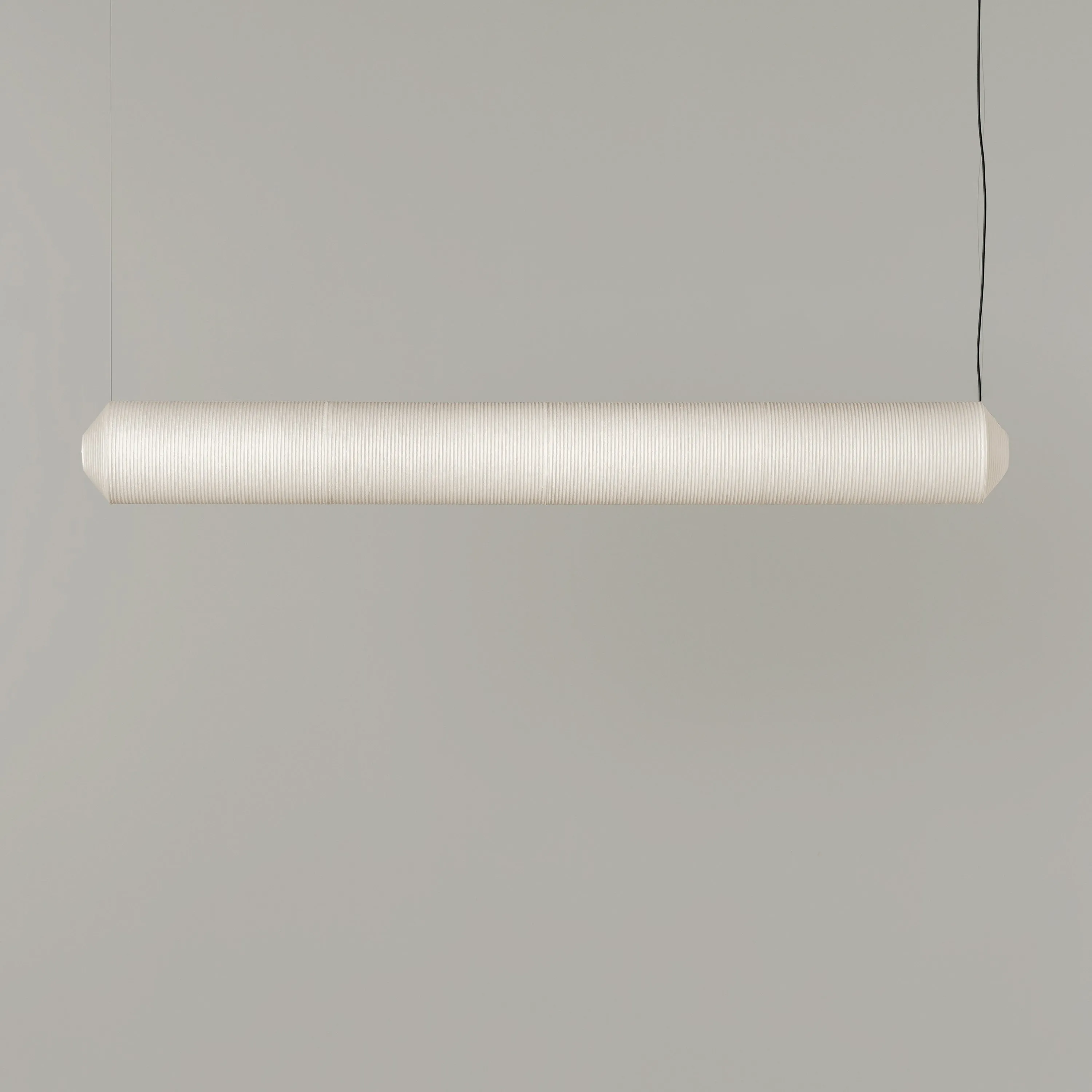 Tekiò Horizontal Linear Suspension Light