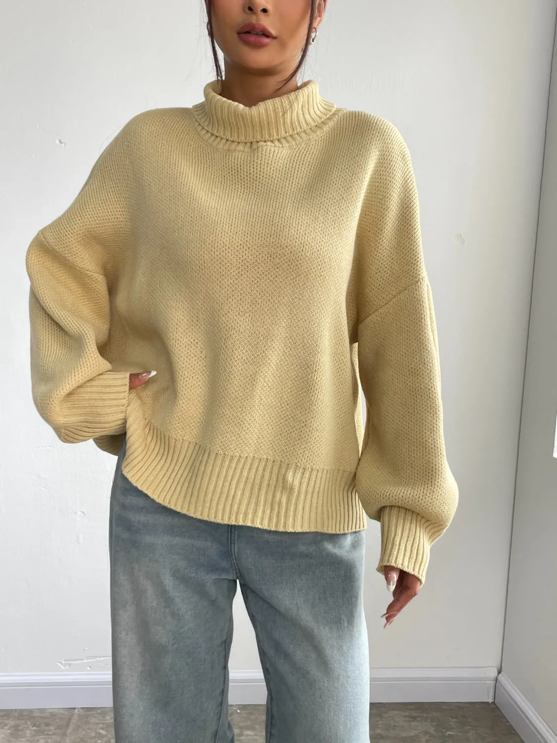 Turtleneck Dropped Shoulder Sweater – Oversized Cozy Knit for Effortless Fall & Winter Style