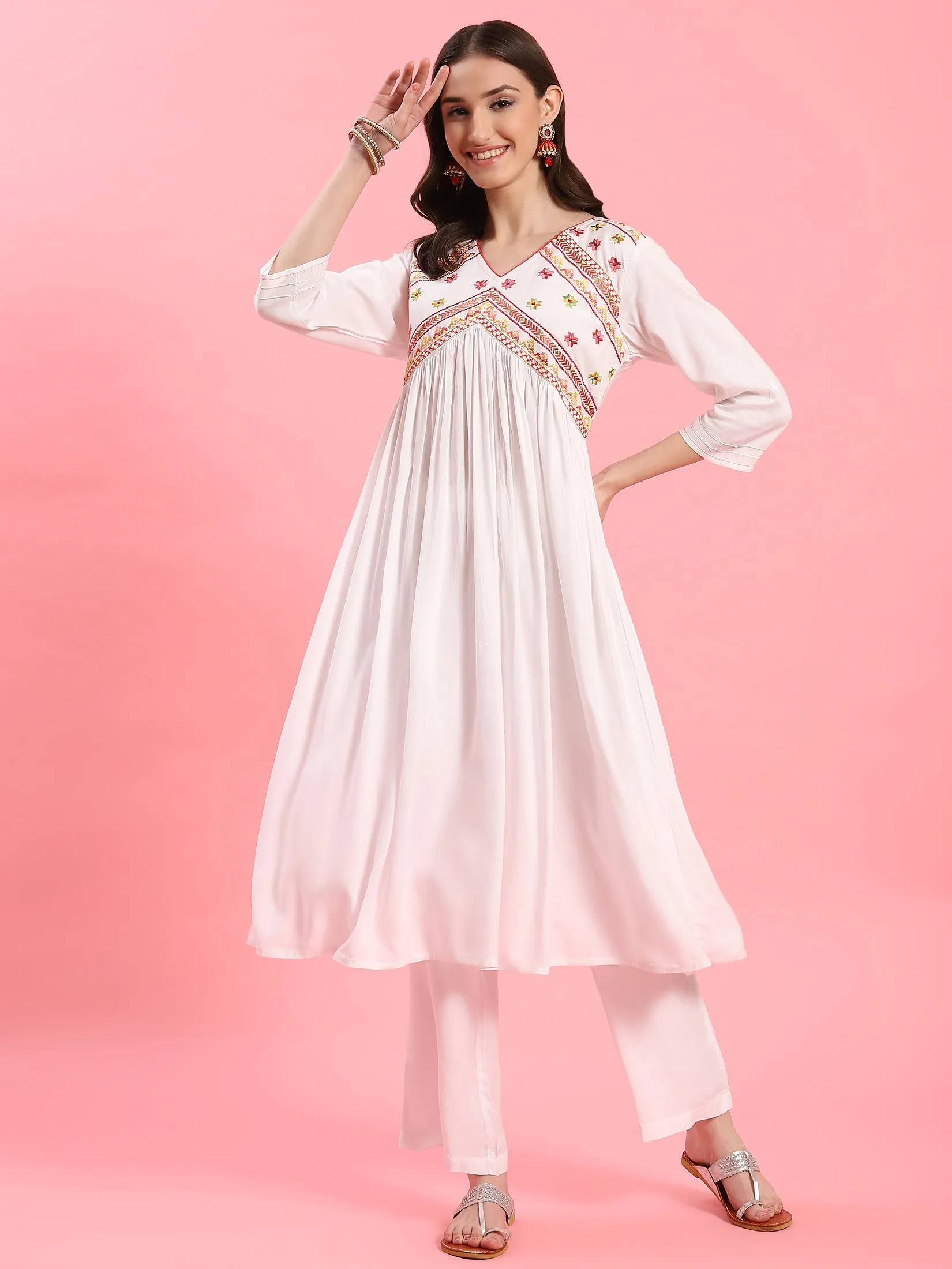 Women White Embroidered Kurta With Comfort Pant